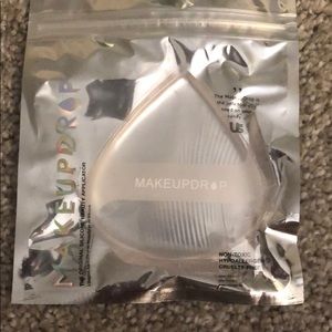 MakeupDrop Body Silicone Beauty Applicator